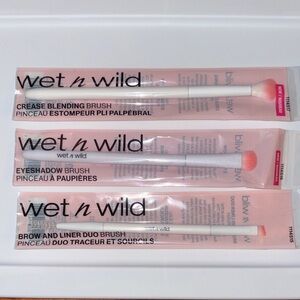BRAND NEW LOT Wet n Wild Pink Brush Trio Eyes Brow Crease Blending Brush Brushes